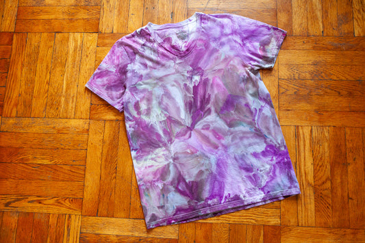 Purple Punch v-neck, L